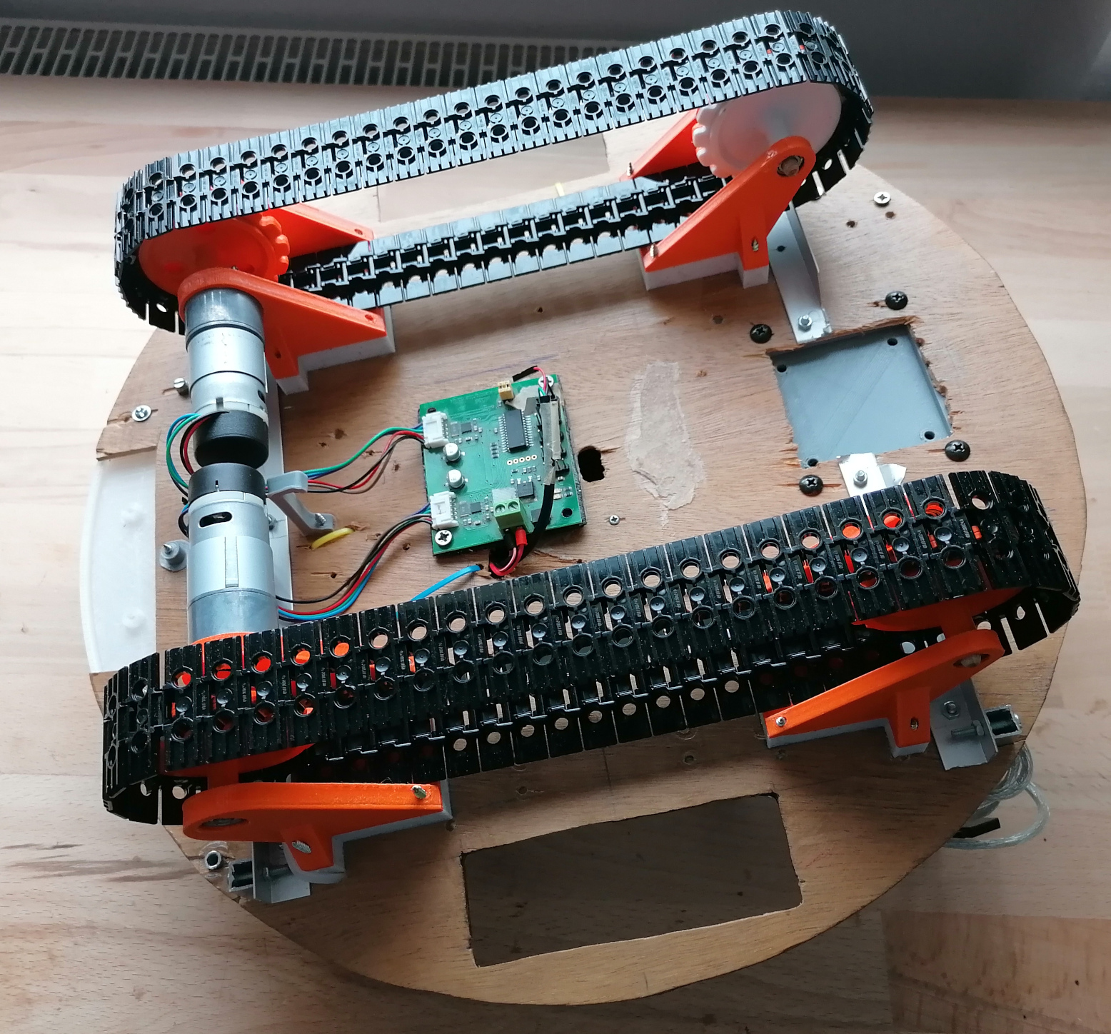 Mounted lego tracks